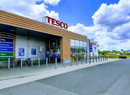 hungary/koszeg-mountains/restaurant/tesco-koszeg-hipermarket