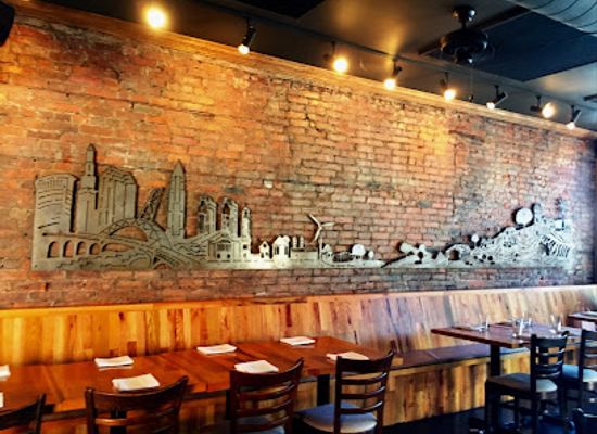 ohio/cleveland/restaurant/soho-chicken-whiskey