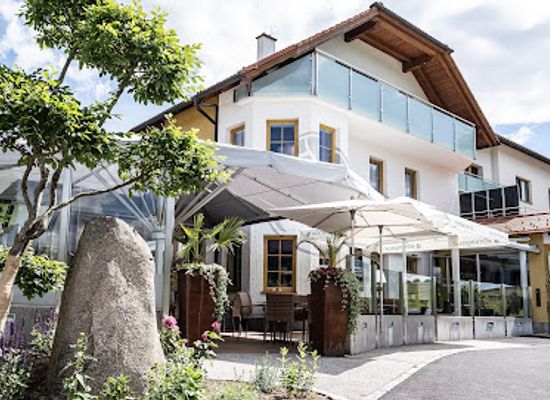 austria/muhlviertel/restaurant/gasthaus-restaurant-hubertushof-peilstein