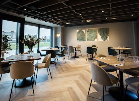 lithuania/klaipeda/restaurant/cacarestoranas