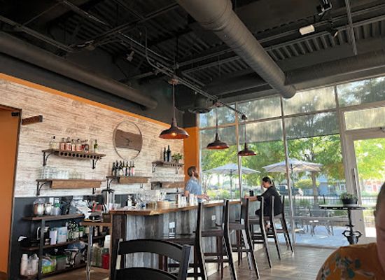 nebraska/pine-ridge/restaurant/pine-and-black-bistro