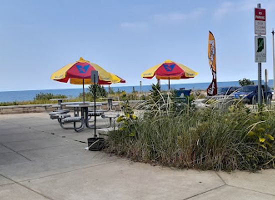 indiana/the-calumet-region/restaurant/marquette-park-concession-stand