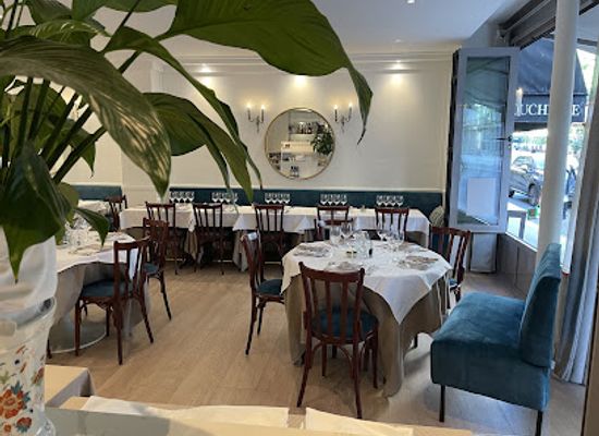 france/paris/restaurant/de-la-tour