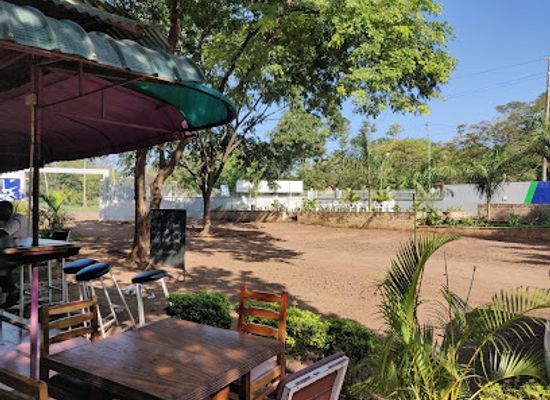 tanzania/mount-kilimanjaro/restaurant/hugo-s-garden-bar-restaurant