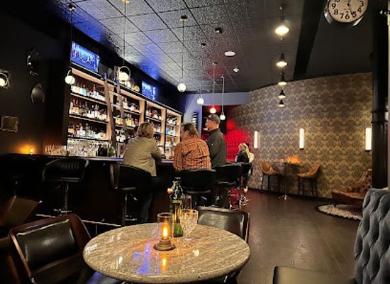 iowa/davenport/restaurant/the-garrison