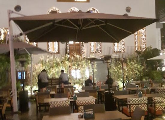 lebanon/broummana/restaurant/ahwak-broumana