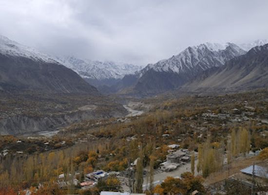 pakistan/hunza-valley/restaurant/morning-glory-restaurant