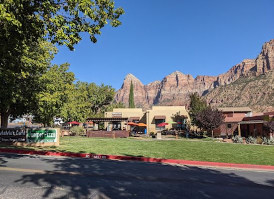 utah/zion-national-park/restaurant/meme-s-cafe
