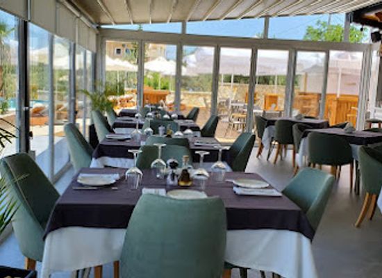 albania/ksamil-region/restaurant/blue-water-restaurant