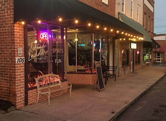 north-carolina/mountain-region/restaurant/the-tilted-ladder