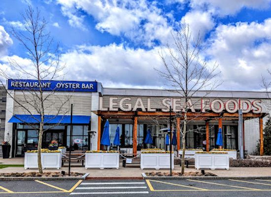 massachusetts/north-shore/restaurant/legal-sea-foods-peabody-northshore-mall