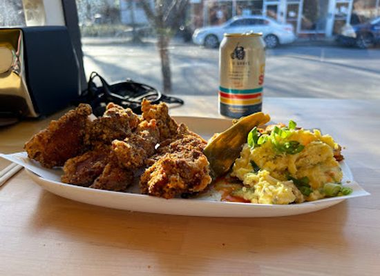 iowa/dutch-heritage-area/restaurant/basic-bird