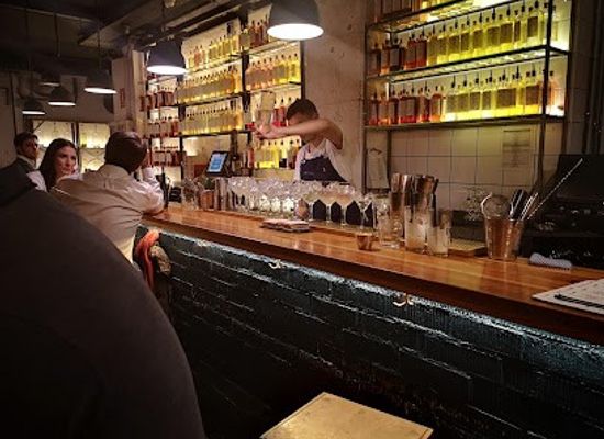 spain/madrid/chueca/restaurant/macera-taller-bar