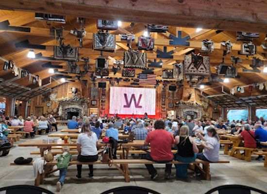 colorado/southern-colorado/restaurant/flying-w-ranch-chuckwagon-suppers-and-original-western-stage-show