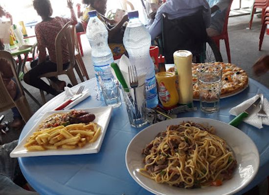 gabon/plateaux-bateke/restaurant/la-sauce-creole-restaurant