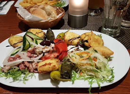 germany/bremen/altstadt/restaurant/plaka-restaurant