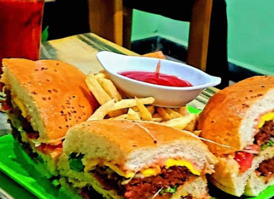 ethiopia/arba-minch/restaurant/one-burger
