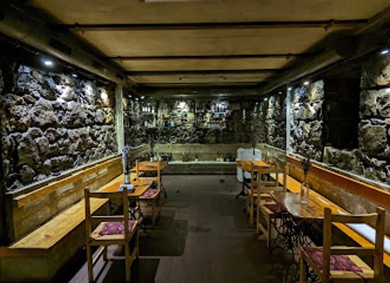 armenia/aragatsotn/restaurant/barev-arev