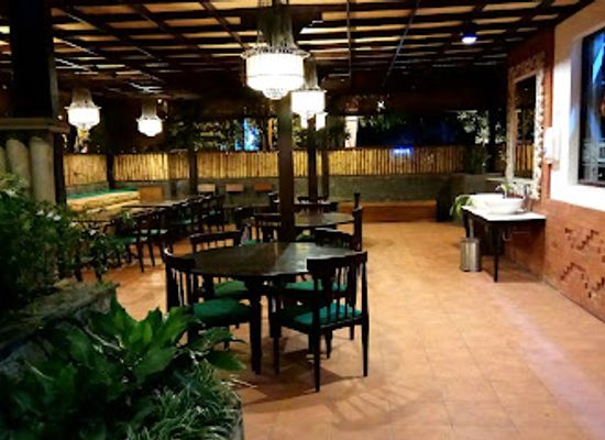 indonesia/surabaya/restaurant/restoran-bebek-tepi-sawah-surabaya