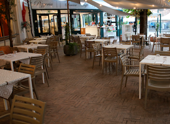 italy/pompeii/restaurant/ristorante-suisse
