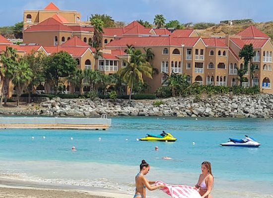 sint-maarten/little-bay-beach/restaurant/gizmos-bar-and-grill