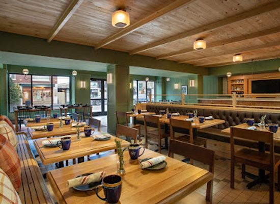 new-york/adirondack-mountains/restaurant/marcy-bar-marcy-restaurant