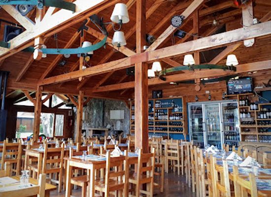 argentina/san-martin-de-los-andes/restaurant/la-costa-del-pueblo