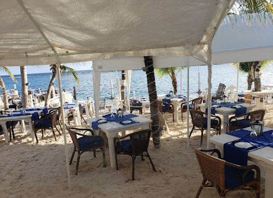aruba/fontein-cave/restaurant/flying-fishbone
