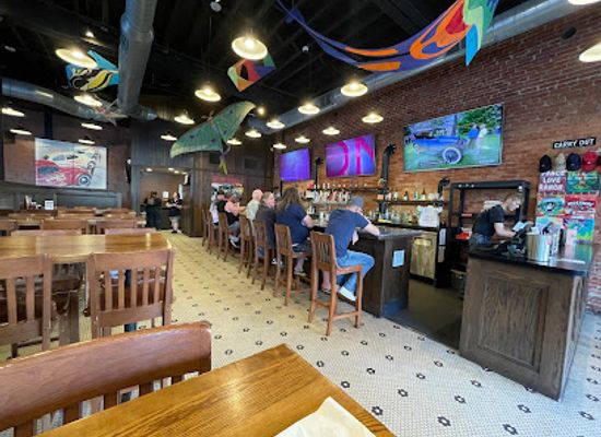 oklahoma/bartlesville/restaurant/hideaway-pizza