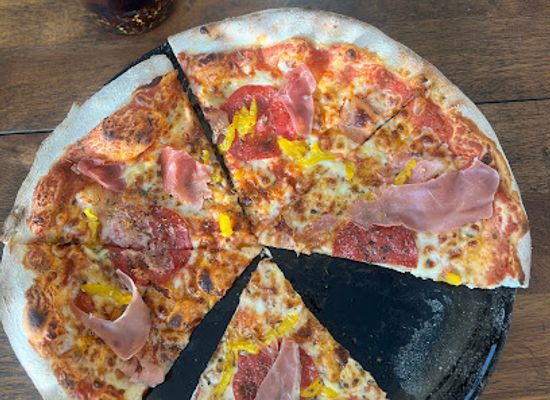 mauritius/black-river/restaurant/bianco-s-pizzeria-bakery
