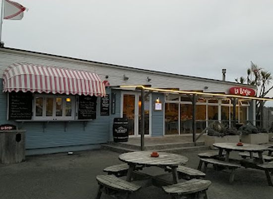 jersey/saint-john/restaurant/le-braye-cafe