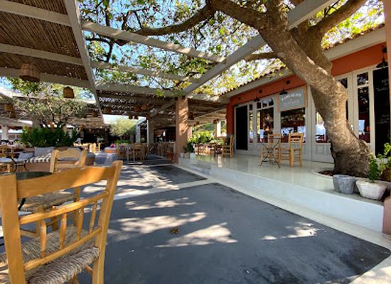 greece/western-greece/restaurant/kafeneion-platanos