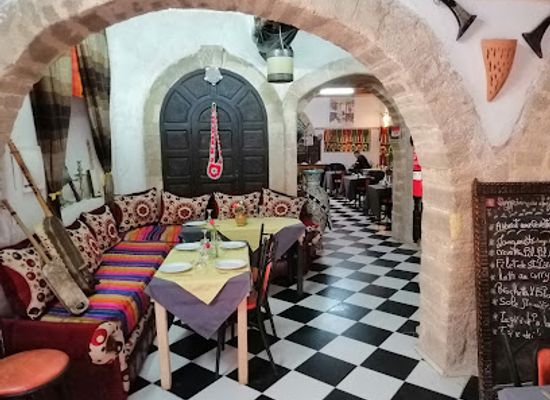 morocco/essaouira/restaurant/restaurant-les-remparts