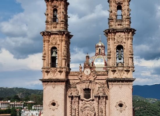 mexico/taxco/restaurant/la-flor-taxquena