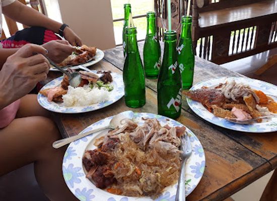 philippines/camiguin/restaurant/4r-s-foodhaus-family-ktv-bar