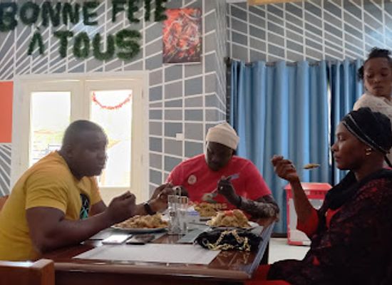 guinea/faranah/restaurant/hotel-night-club-zephyr-international