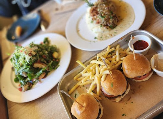 bahrain/southern-region/restaurant/coco-s