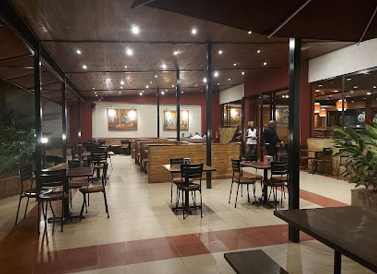 uganda/jinja-source-of-the-nile/restaurant/java-house-jinja