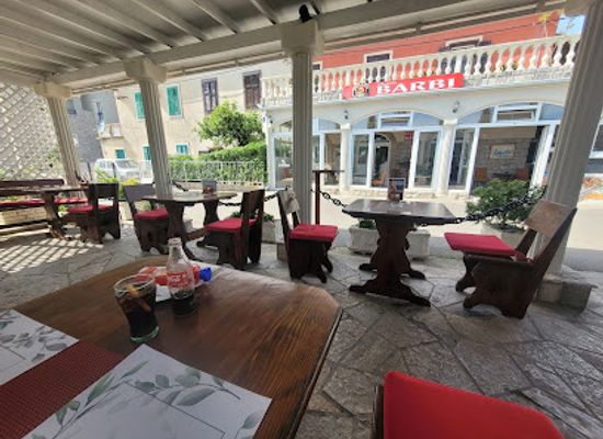 montenegro/herceg-novi/restaurant/caffe-pizzeria-barbi