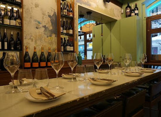 spain/barcelona/poble-sec/restaurant/denassus