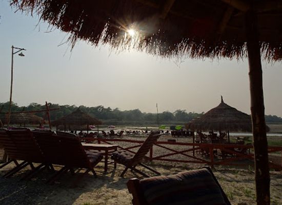 nepal/chitwan/restaurant/sunset-view-restaurant-and-bar