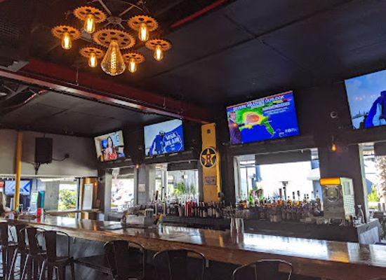 florida/tampa/restaurant/riveters-tampa