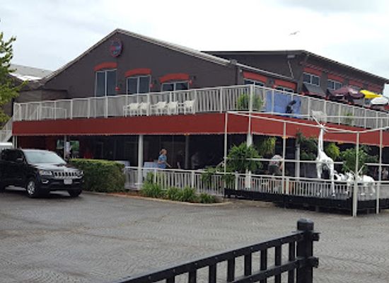 ohio/maumee-valley/restaurant/the-bay-restaurant-nightclub