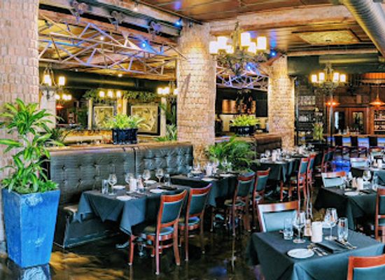 arkansas/hot-springs/restaurant/vault