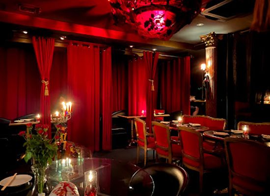 japan/owari/restaurant/vampire-cafe