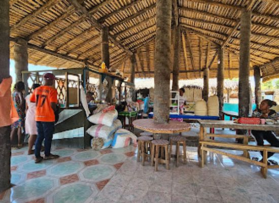 madagascar/menabe/restaurant/hotely-mihajatiana