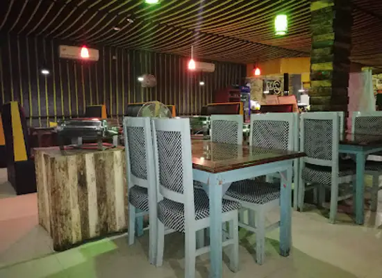 bangladesh/madhupur-tract/restaurant/full-stop-lounge-restaurant