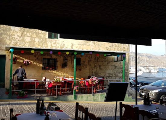 malta/blue-lagoon/restaurant/sammy-s-il-kcina-tal-barakka