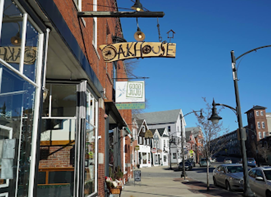new-hampshire/rockingham-county/restaurant/the-oak-house