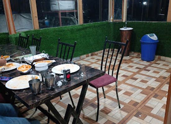 india/auli/restaurant/divine-restaurant